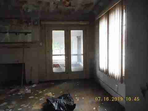 3345 Burlingame (5)_m.jpg